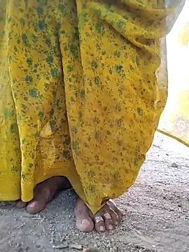 Idhika Handoo online show from May 2026 10:55:01 AM