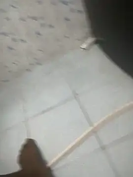 Snapshot of Leon_hot33 chatting on March 2026 09:51:01 PM Leon hot33 online show from March 2026 09:51:01 PM