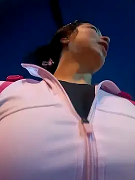 Sol Sunny online show from April 2026 11:27:02 PM