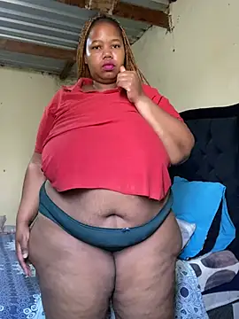 Snapshot of Curvycandy95 chatting on July 2026 07:14:02 AM Curvycandy95 online show from July 2026 07:14:02 AM