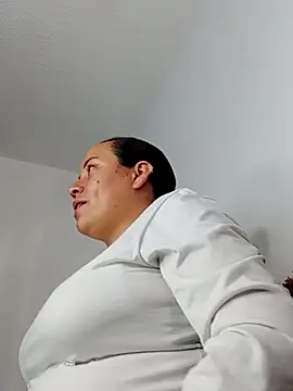  honey12 online show from October 2025 01:35:02 PM