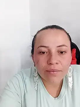  honey12 online show from November 2025 05:12:01 PM