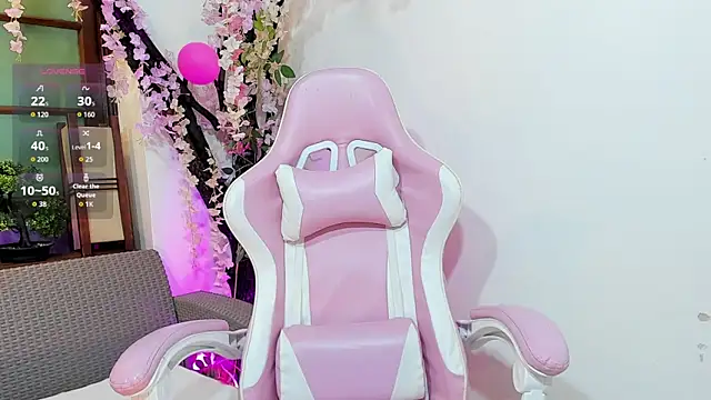 emma ayala online show from March 2026 07:09:01 PM