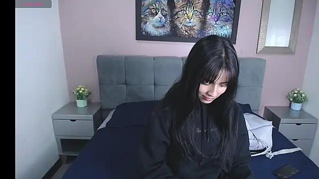Hott Molly online show from September 2025 08:01:02 PM