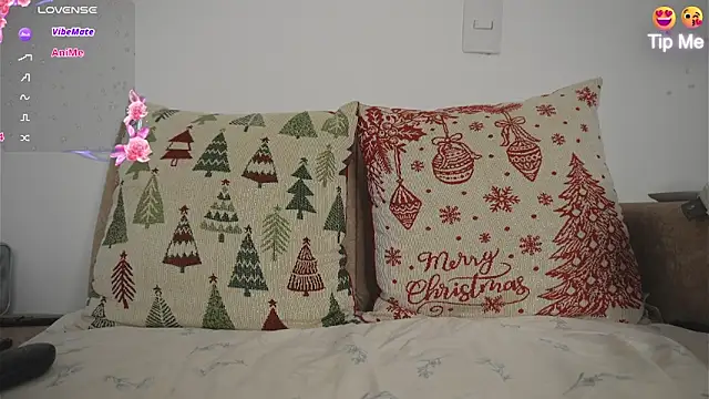 Roxybeautyy online show from March 2026 09:42:02 PM