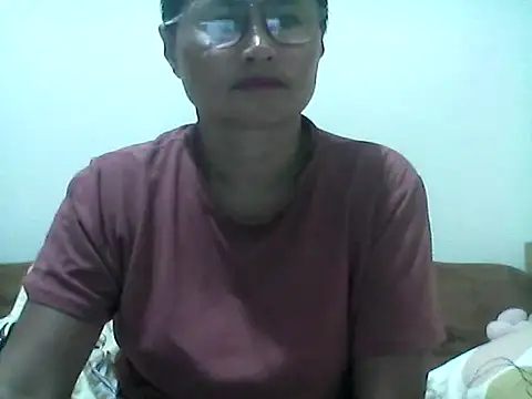 Snapshot of nathalie0045 chatting on July 2026 09:24:01 AM nathalie0045 online show from July 2026 09:24:01 AM