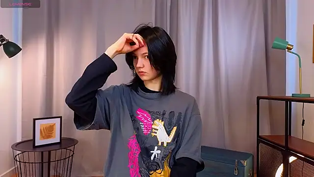 PamilaGrassle online show from September 2025 04:01:02 AM