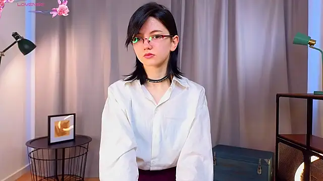 PamilaGrassle online show from September 2025 04:11:02 AM