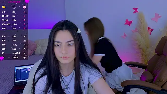 Andres sssss online show from March 2026 09:45:01 PM