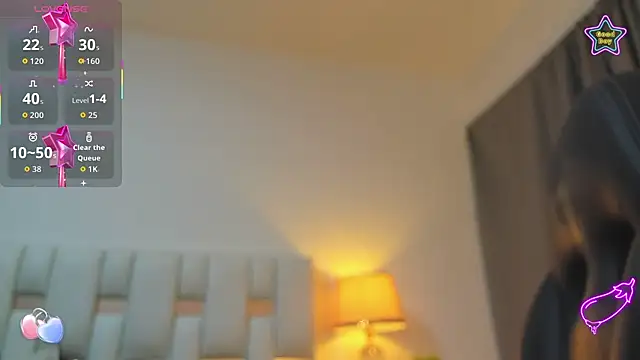 iamCharlotte19 online show from July 2026 07:53:01 PM