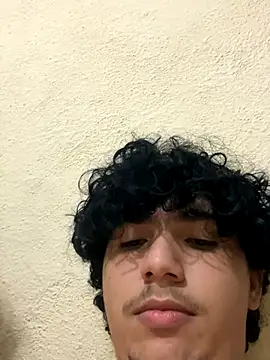 Casal-foda braba online show from October 2025 01:07:02 AM