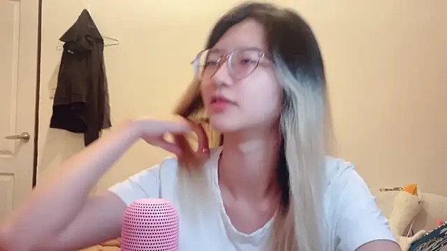 xu9920 online show from September 2025 01:11:02 PM