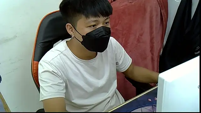 Snapshot of zhu000000 chatting on September 2025 02:56:02 AM zhu000000 online show from September 2025 02:56:02 AM