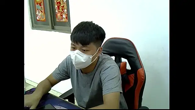 Snapshot of zhu000000 chatting on October 2025 05:24:01 AM zhu000000 online show from October 2025 05:24:01 AM