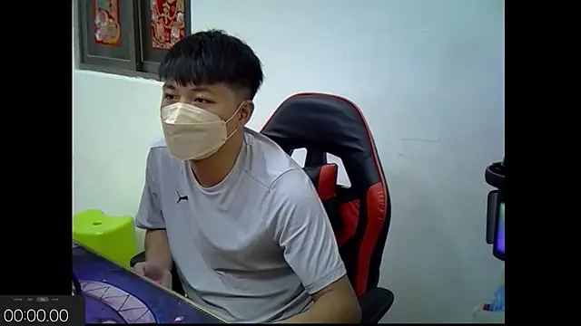 Snapshot of zhu000000 chatting on October 2025 01:39:01 AM zhu000000 online show from October 2025 01:39:01 AM