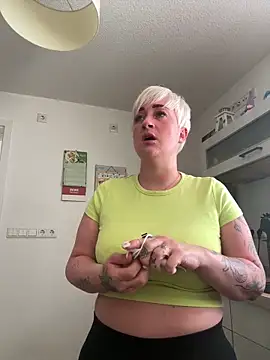 Rozendefotz online show from April 2026 02:08:02 PM