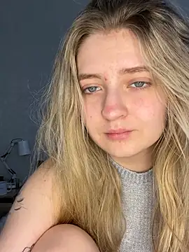 Snapshot of Dllqq chatting on February 2026 04:52:01 AM Dllqq online show from February 2026 04:52:01 AM