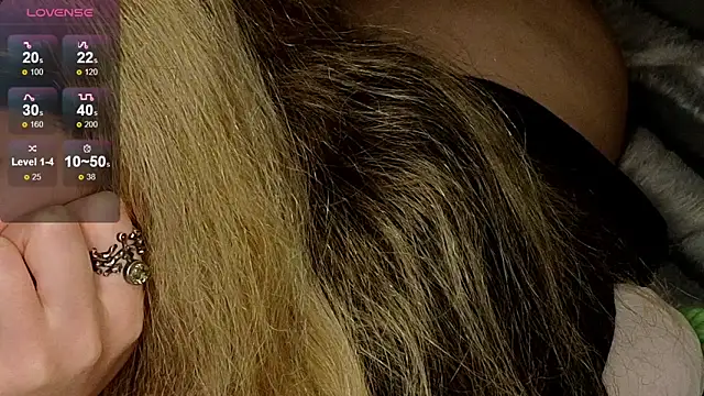 Snapshot of Dllqq chatting on April 2026 02:14:02 PM Dllqq online show from April 2026 02:14:02 PM