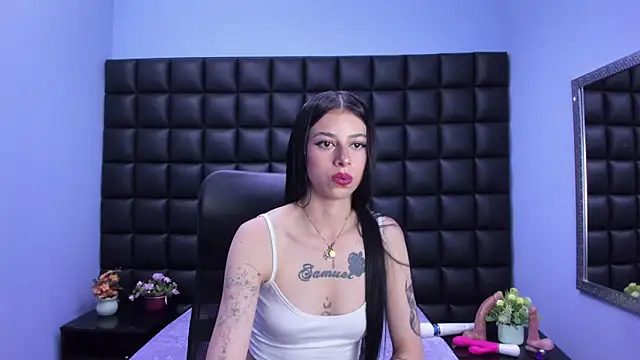 Dulce Miaa  online show from April 2026 06:31:02 PM