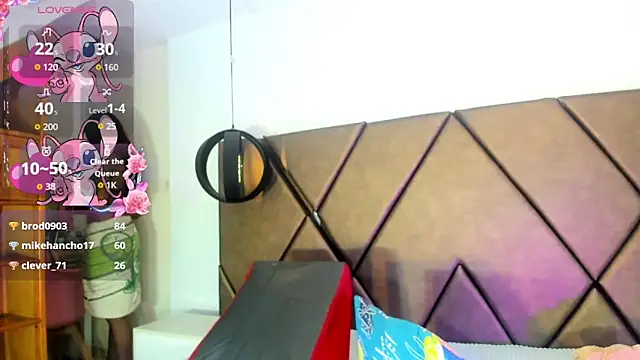 PenelopeGuzman   online show from April 2026 07:50:02 PM