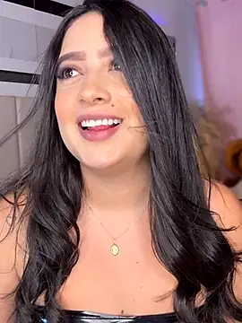 Emiily Moore1 online show from November 2025 01:14:02 AM