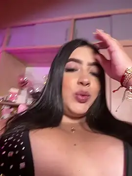 Emiily Moore1 online show from February 2026 11:04:02 PM