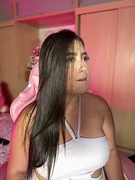 Emiily Moore1 online show from March 2026 09:07:01 PM