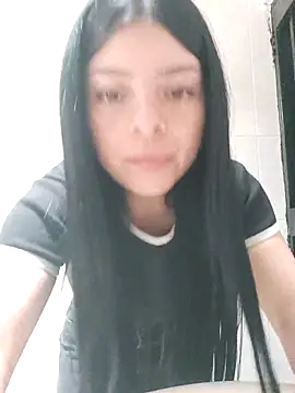 LunaJacobs online show from March 2026 07:18:02 PM