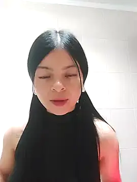 LunaJacobs online show from May 2026 08:48:01 PM