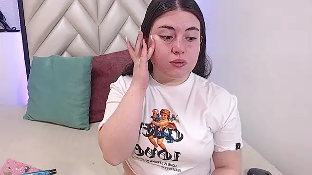 Vicluxxx online show from November 2025 01:01:02 PM