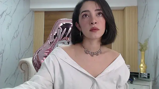 sara lopez s online show from March 2026 01:56:01 PM