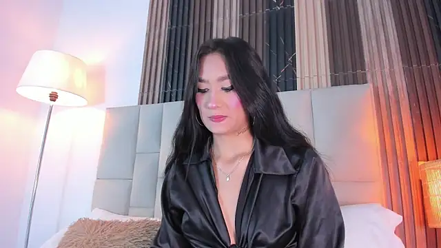 Nicolqueen  online show from April 2026 11:11:01 AM