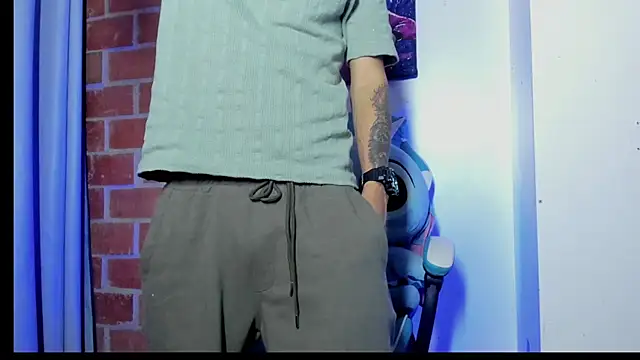 anaximandro hot online show from April 2026 03:49:02 AM