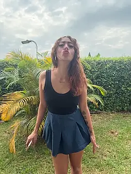 roxyrougee online show from March 2026 02:12:01 PM