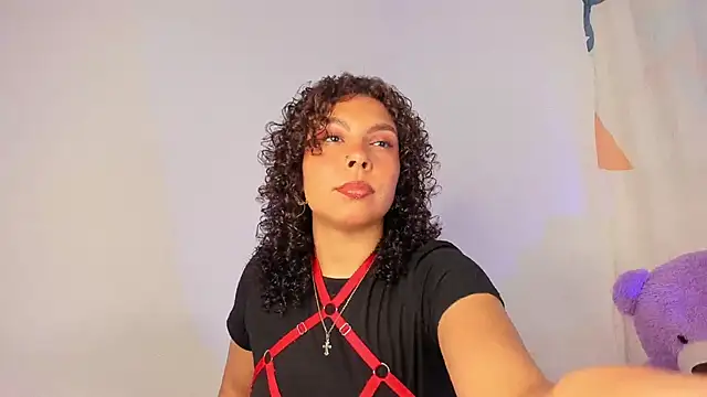 ViolettaMiller  online show from April 2026 01:16:01 PM