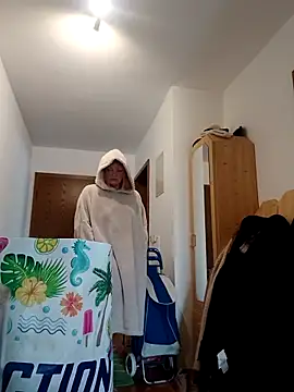 LiluLiluLilu online show from April 2026 08:21:02 AM