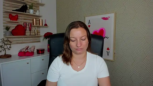 angelaSamt online show from July 2026 05:45:01 AM
