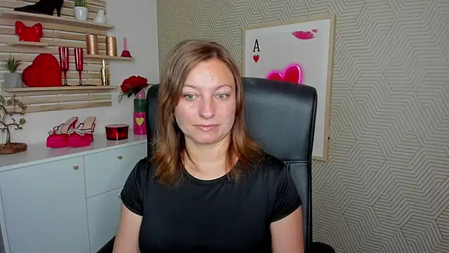 angelaSamt online show from July 2026 05:32:02 AM
