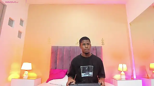 Kiaraa y Her Crazy online show from March 2026 03:58:02 AM