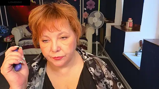Snapshot of Kira_Kenett chatting on May 2026 05:27:02 AM Kira Kenett online show from May 2026 05:27:02 AM