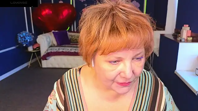 Snapshot of Kira_Kenett chatting on May 2026 07:26:02 AM Kira Kenett online show from May 2026 07:26:02 AM