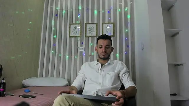 EthanGrey online show from March 2026 11:21:01 AM