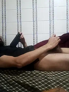 BeakedMezuza online show from April 2026 07:36:01 AM