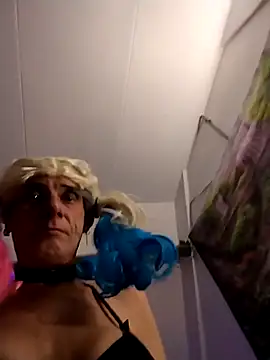 Lollacum3l online show from June 2026 06:09:02 PM