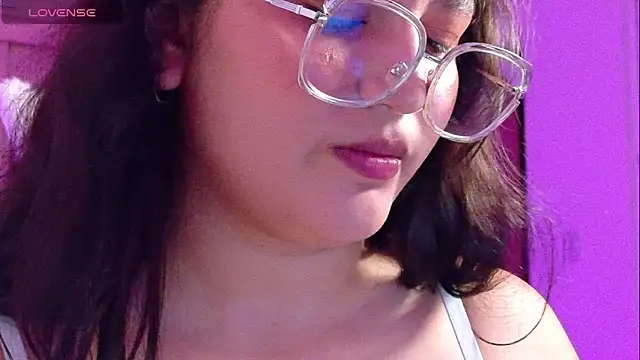 Angeldusttt online show from April 2026 01:42:02 AM