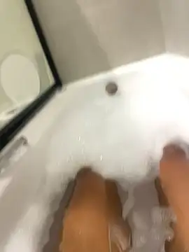 fitsexyman online show from April 2026 09:04:02 PM