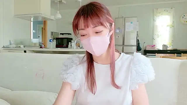 Snapshot of SUZU_1201 chatting on June 2026 12:44:02 AM SUZU 1201 online show from June 2026 12:44:02 AM
