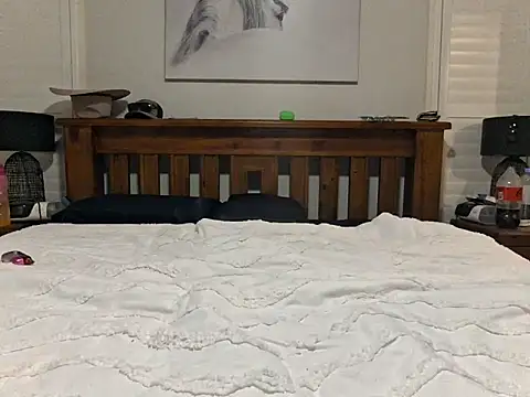 Snapshot of brokecountrylads chatting on March 2026 01:05:02 PM brokecountrylads online show from March 2026 01:05:02 PM