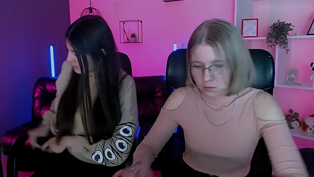 Snapshot of gloria_bubble chatting on February 2026 08:24:02 PM gloria bubble online show from February 2026 08:24:02 PM