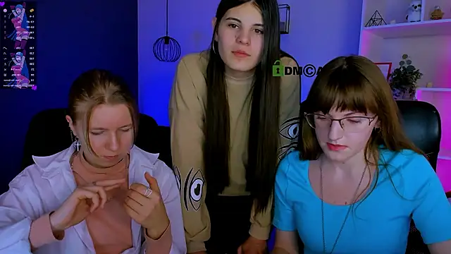 Snapshot of gloria_bubble chatting on February 2026 08:01:01 PM gloria bubble online show from February 2026 08:01:01 PM